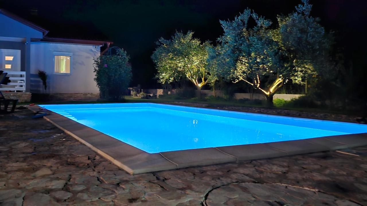 Holiday Home Natura With Private Pool Mostar Extérieur photo