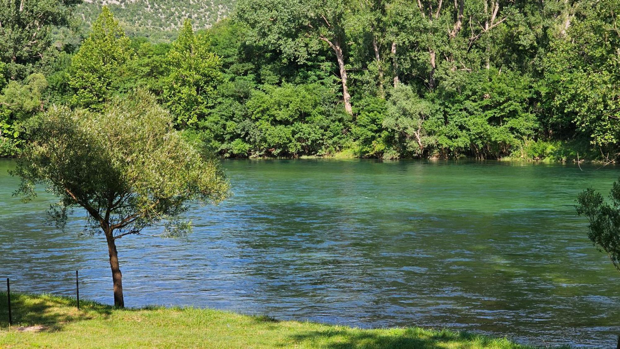 Holiday Home Natura With Private Pool Mostar Extérieur photo